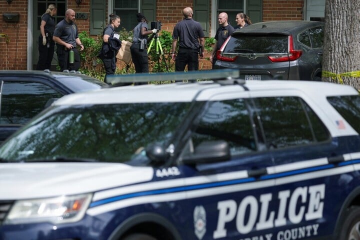 Megölte feleségét majd öngyilkos lett Virginia volt kormányzója