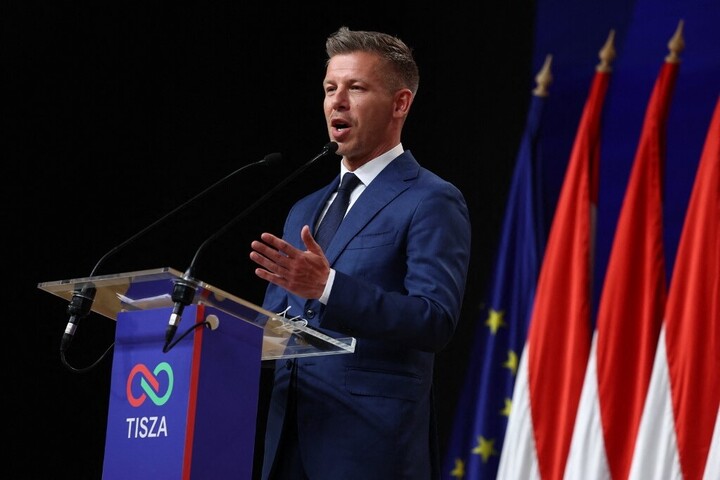 Sürgető politikai helyzetben Magyar Péter