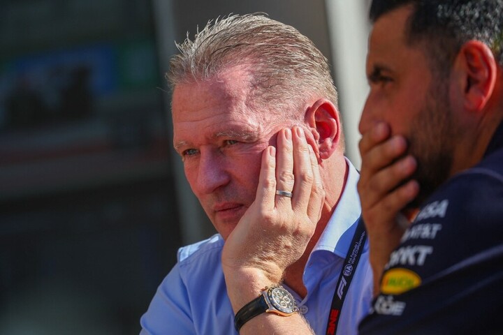Súlyos balesetet szenvedett Verstappen