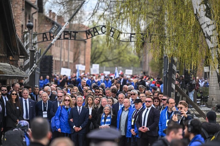 Fotó: Anadolu via AFP/Omar Marques Auschwitz: Több ezren az idei élet menetén