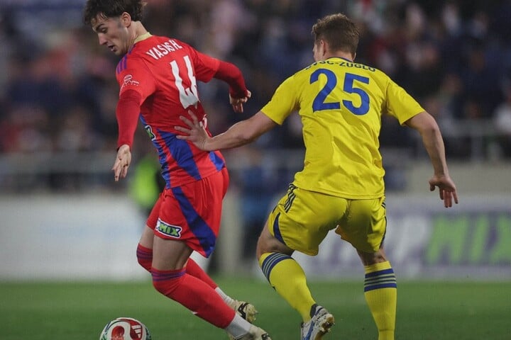 Fotó: Facebook/Vasas FC Feljutást akart ünnepelni a Vasas, de a BVSC elnapolta ezt