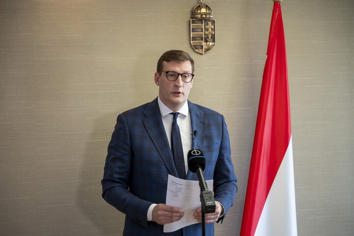 Külföldön dolgozó magyarok is megkaphatják az Otthon Start hitelt?