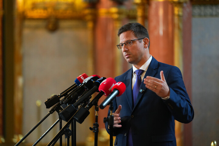 „A Fidesz-KDNP mindenkit meg fog védeni, akit alaptalanul rágalmaznak” + VIDEÓ