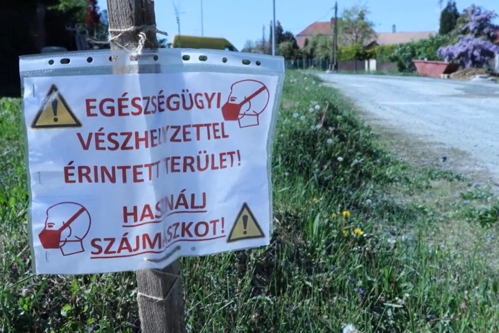Fotó: MH Szombathely: megkezdődött az azbeszttel szennyezett utcák bitumenes zárása