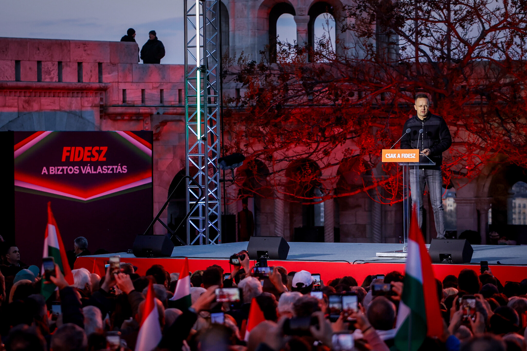 A Fidesz kampányzáró rendezvénye a budapesti Szentháromság téren