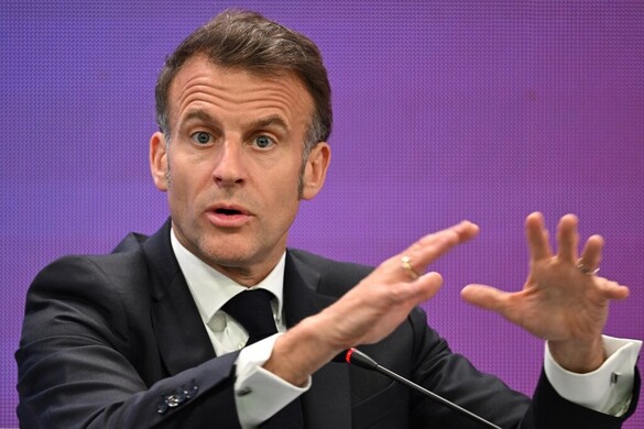 Emmanuel Macron méltatta az ukránok ellenállóképességét