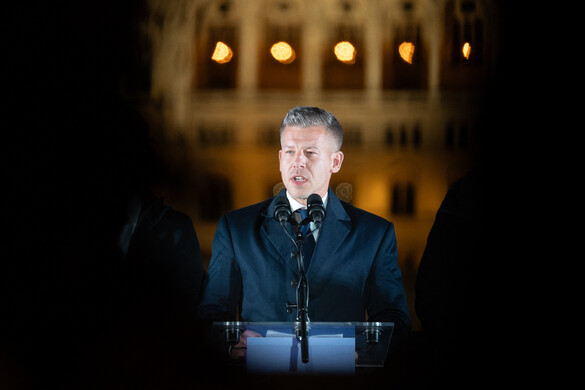 Fotó: NurPhoto via AFP/Marek Antoni Iwańczuk Magyar Péter: a fideszes Ágh Péter csalással nyert, nem ismerjük el legitim képviselőnek!