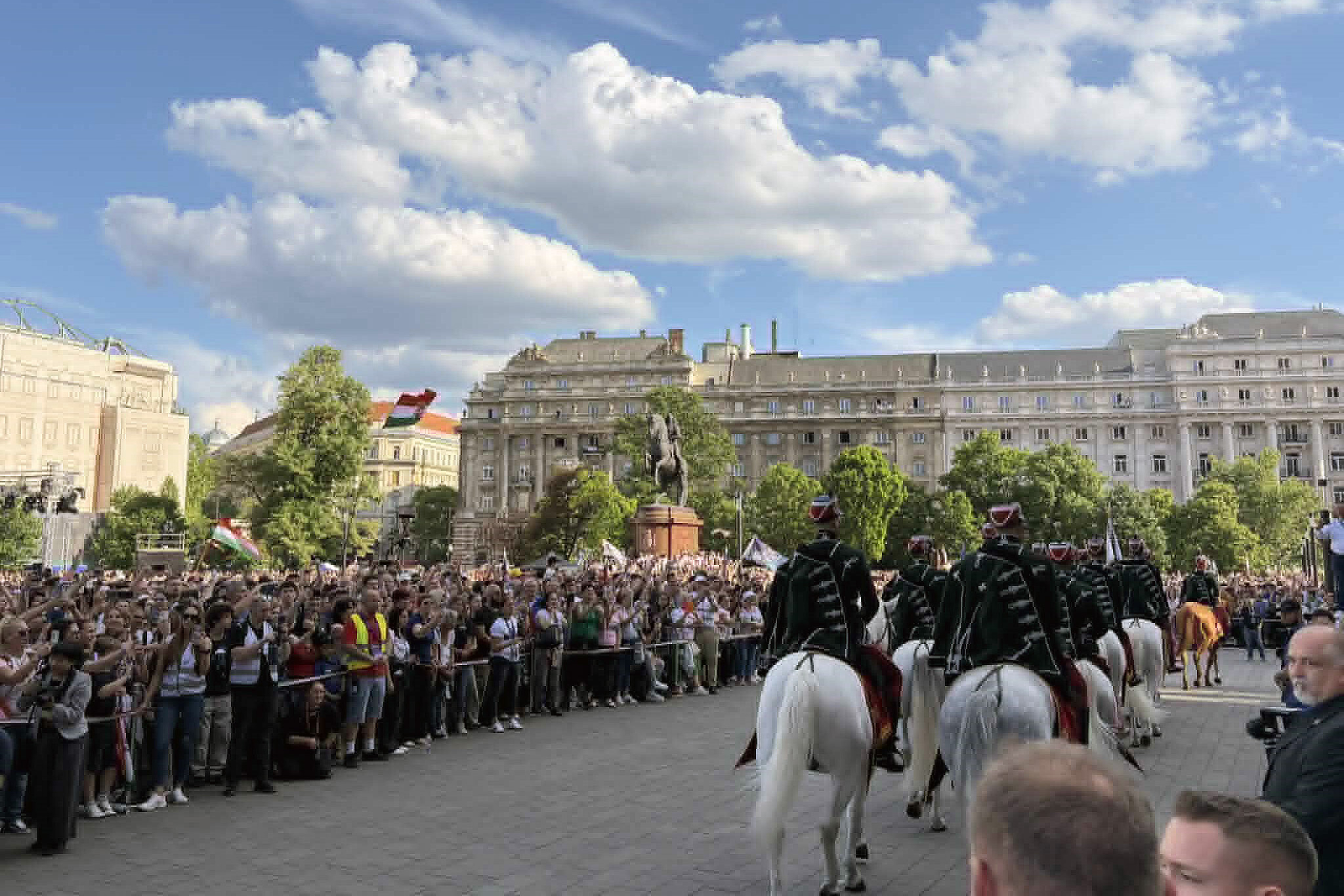 Budapest, Kossuth tér – rendszerváltó népünnepély