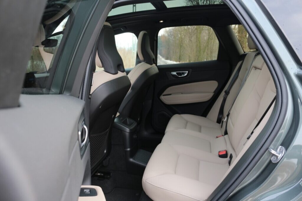 Volvo XC60 T6 AWD belső