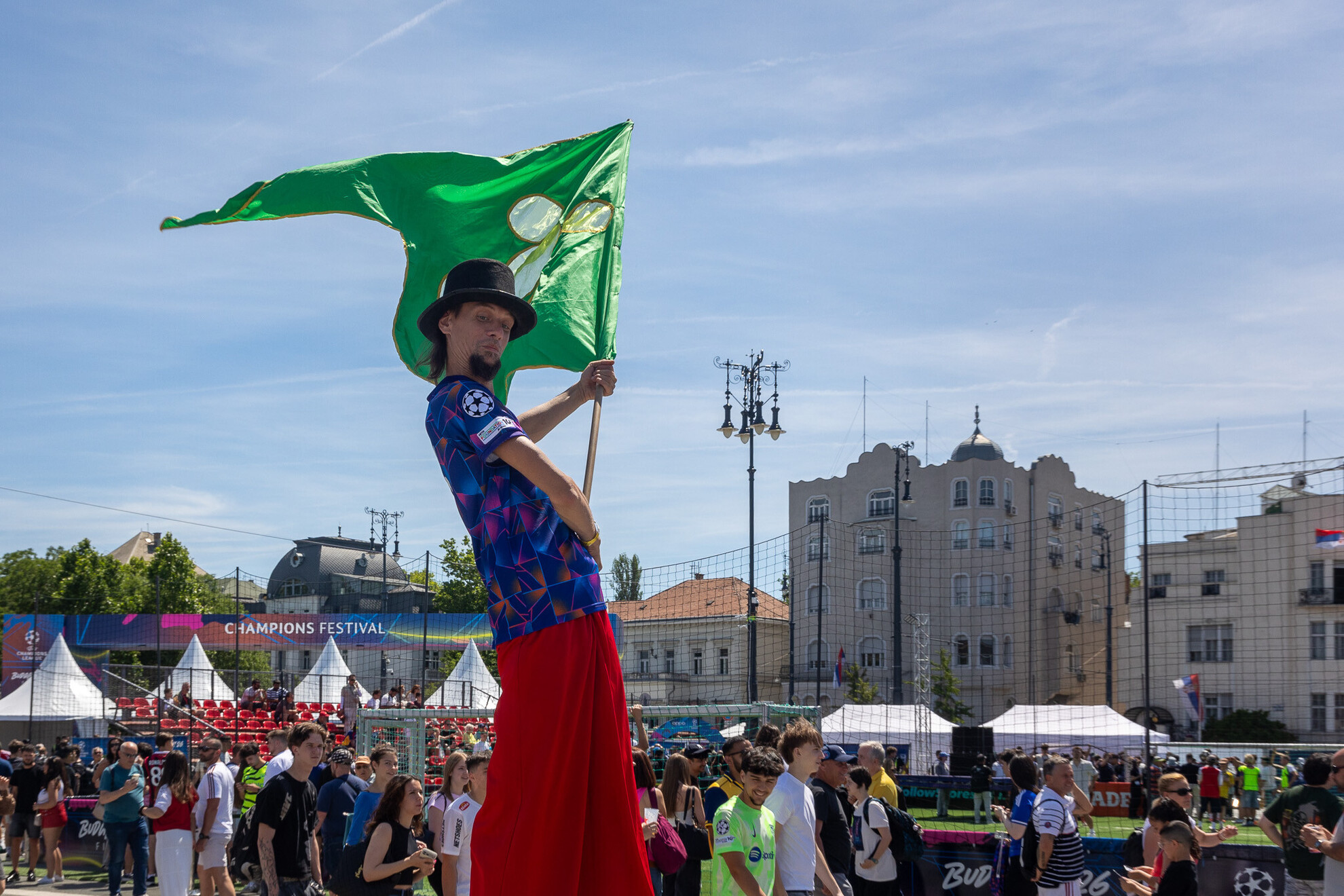 Gólyalábon érkezett a Bajnokok fesztiváljára