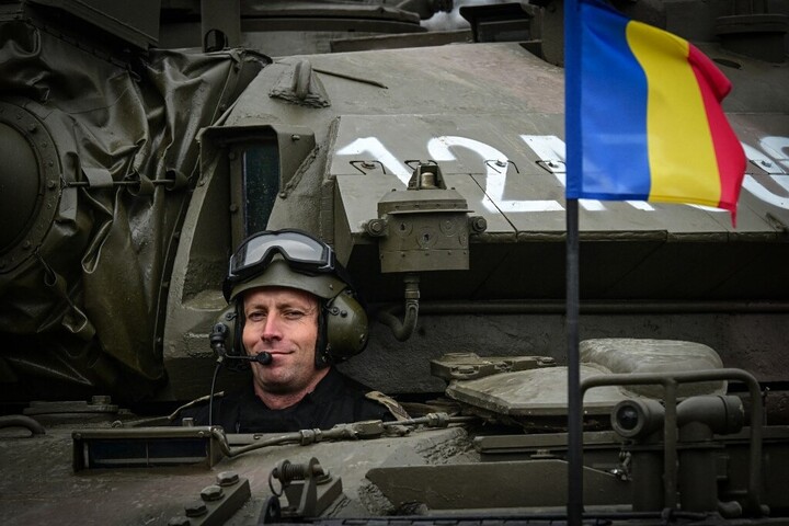 Ez az EU-ország masszívan fegyverkezik
