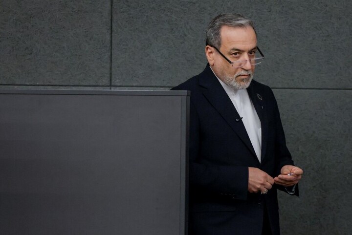 Peszeskján és Ghalibaf külügyminiszterük menesztését akarják
