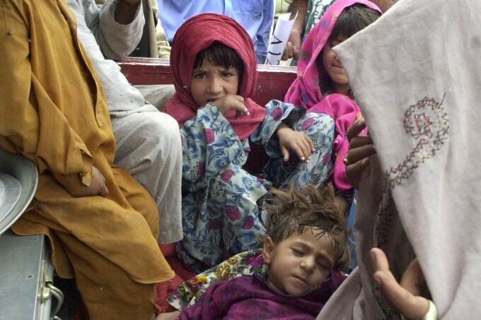 Fotó: AFP/TARIQ Mahmood Irány haza Afganisztánba