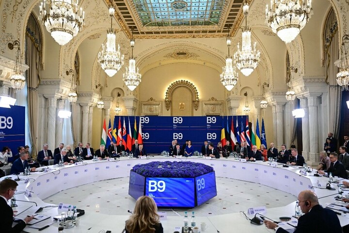 Fotó: AFP/Daniel Mihailescu A Bukaresti Kilencek újabb szintre emelnék a NATO-szövetségesek közös védelmét