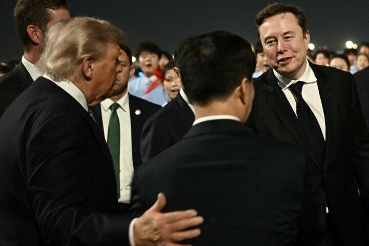 Donald Trump megérkezett Kínába