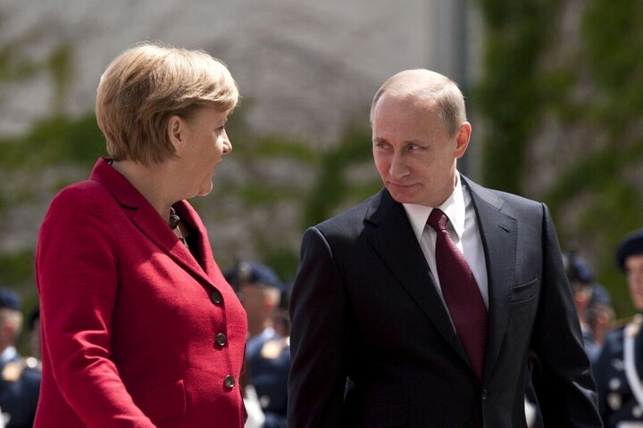 Merkel lehet a titkos fegyver a békéhez?