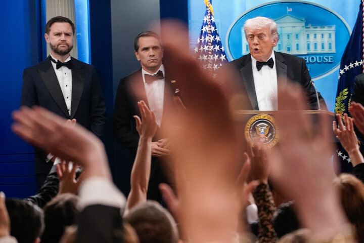 Trump titkos levelet hagyott Vance-nek halála esetére