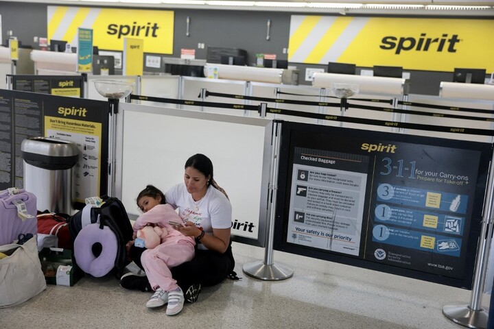 Fotó: Getty Images via AFP/Joe Raedle Segítség a Spirit Airlines utasainak