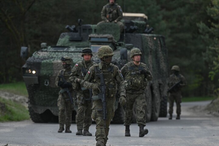 Fotó: AFP/Anadolu/Artur Widak Sajátos módon toboroznák a katonákat Szlovéniában