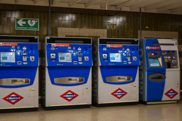 Fotó: AFP/Luis Boza Bankkártyával a metróra