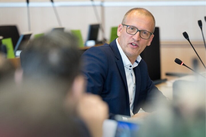 Fotó: Facebook/Tarr Zoltán Tarr Zoltán: Újra nyitva áll Európa a magyar fiatalok előtt