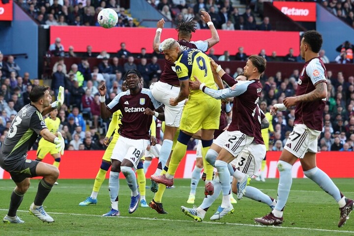 Fotó: Adrian Dennis / AFP Továbbra is kieső hely közelében a Tottenham