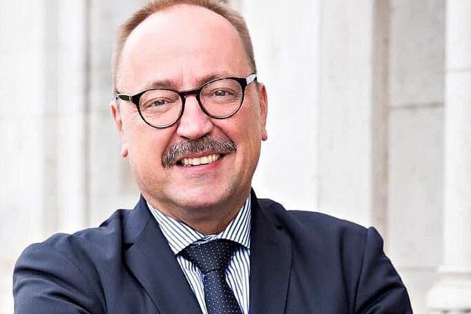 Cikk borítókép