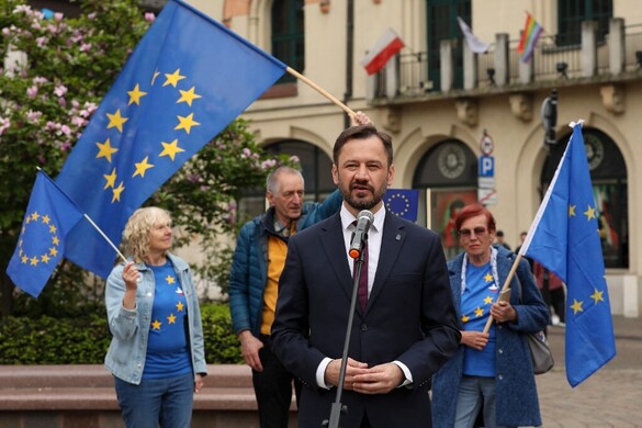 Leváltották Krakkó polgármesterét a hivatalos népszavazási eredmények szerint