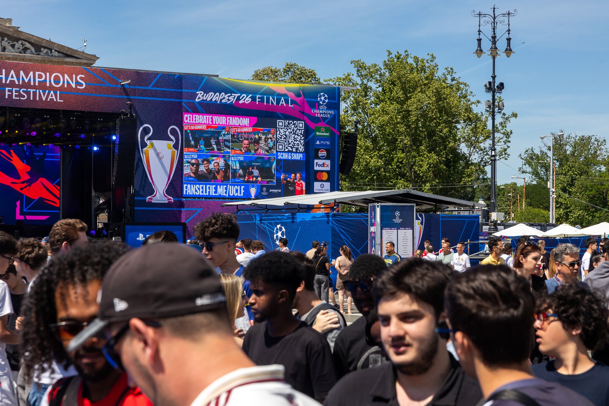 BL-döntő szurkolói zóna – 2026. május 29. Budapest, Hősök tere