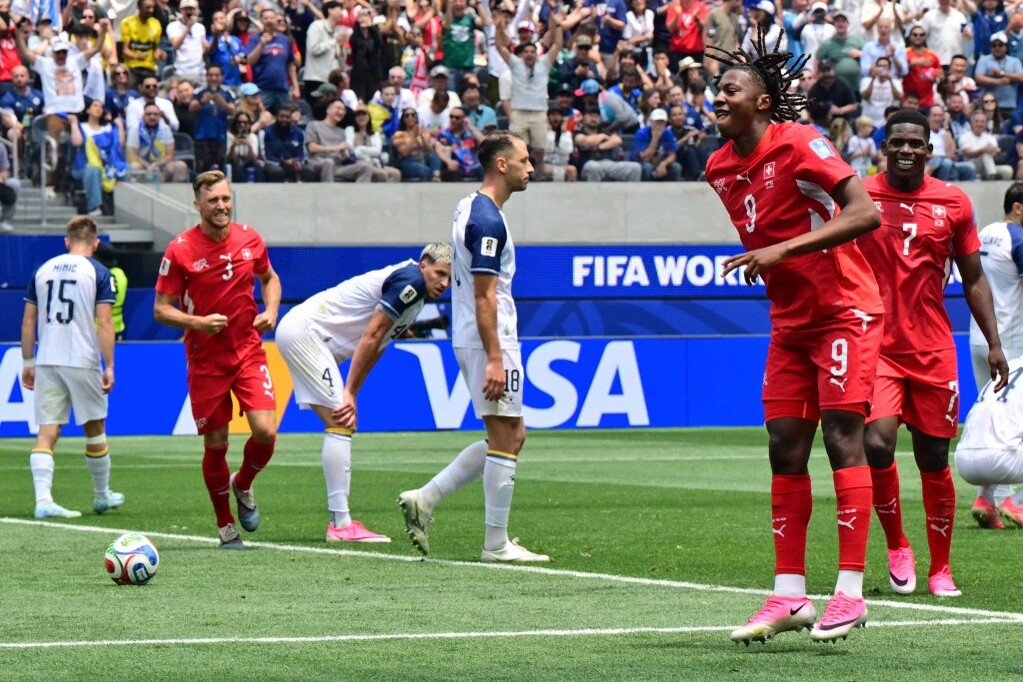 A svájciak a hajrában begyűrték a bosnyákokat