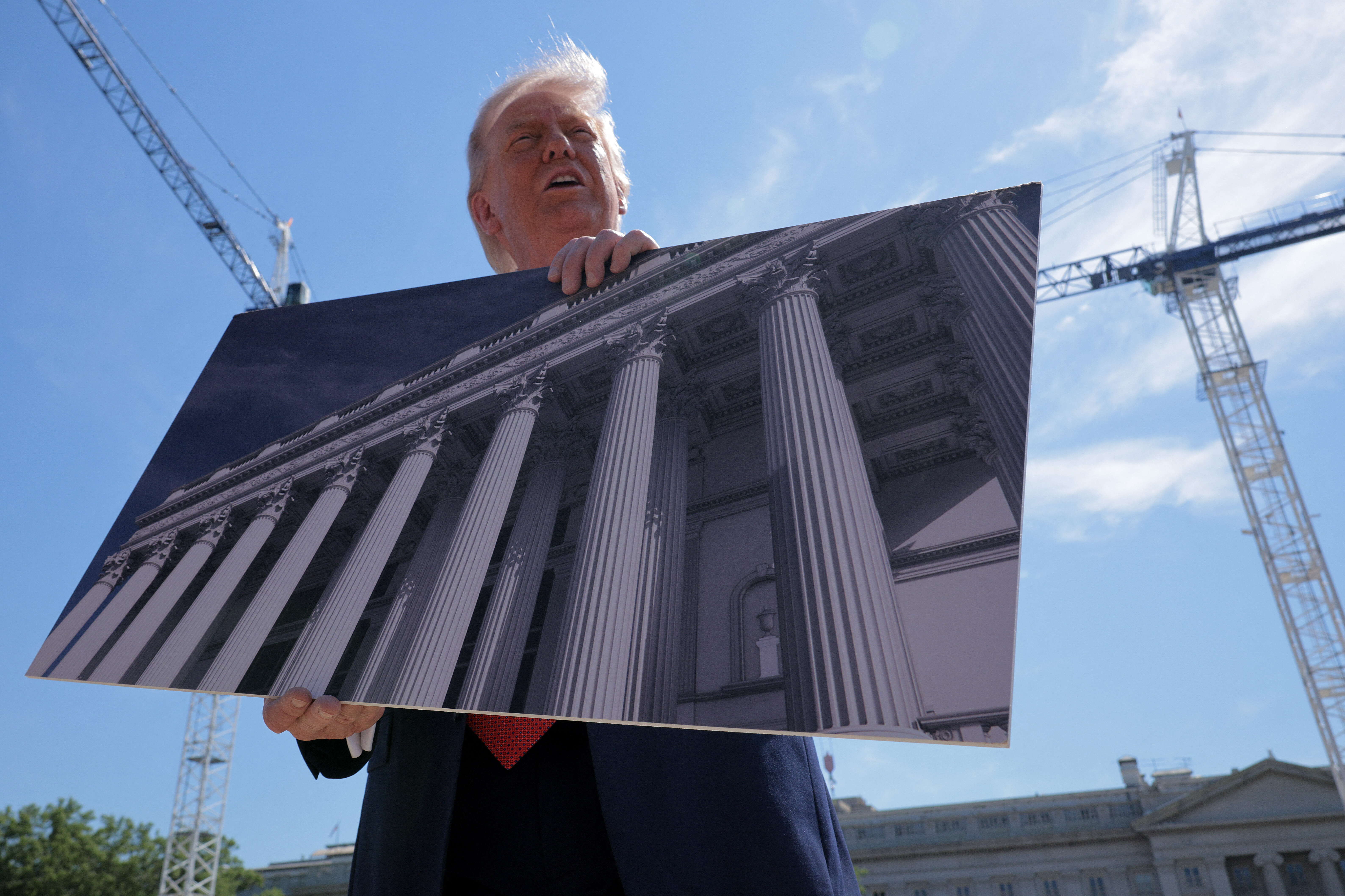 Donald Trump új báltermének építési költségei az egekben járnak