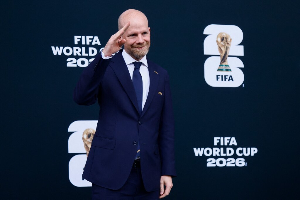 Mattias Grafström, a FIFA főtitkára is „tiszteletét” tette a nyitómérkőzésen