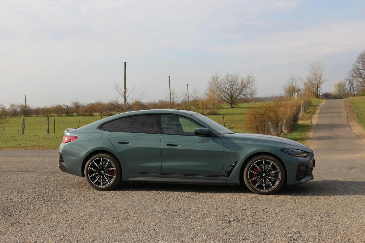BMW i4 xDrive40