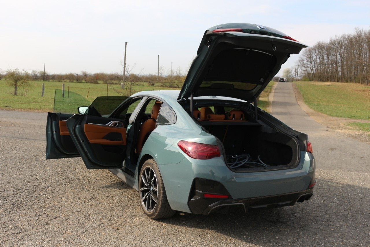 BMW i4 xDrive40