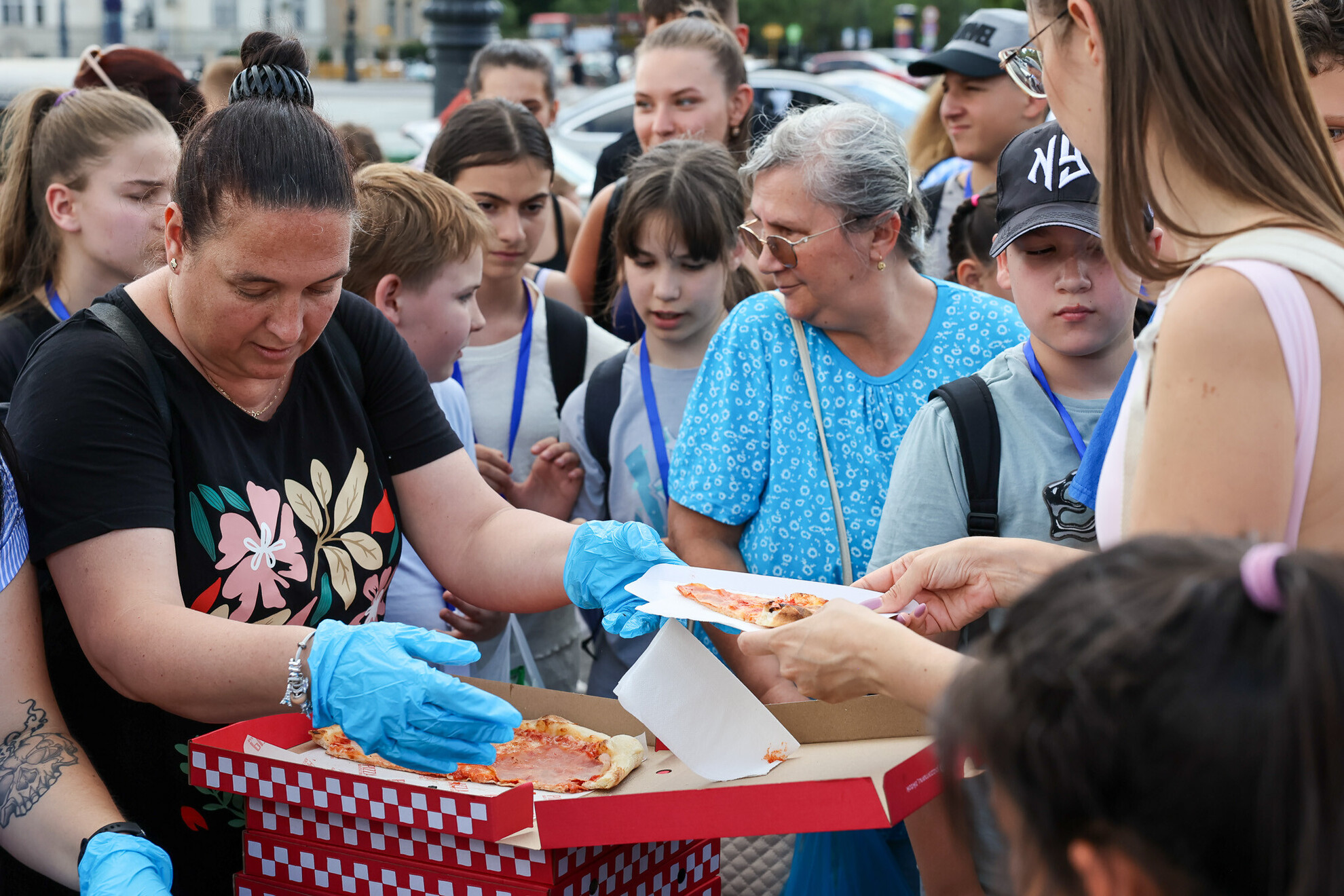 Természetesen a „kocsikázás” végén a pizza sem maradhatott ki
