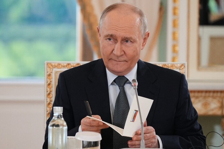 Fotó: AFP/Pool/Dmitry Lovetsky Putyin támogatása 30 százalék alá esett