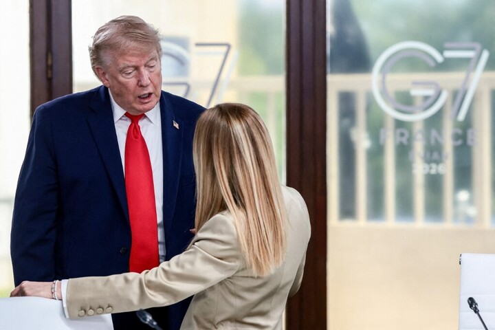 Fotó: AFP/Pool/Evelyn Hockstein Meloni könyörgött Trumpnak?