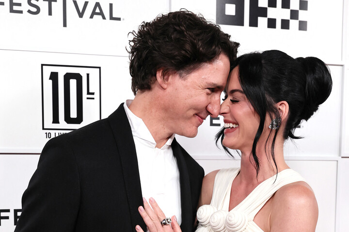Justin Trudeau Katy Perry miatt kihagyta Kanada világbajnokság-nyitó mérkőzését