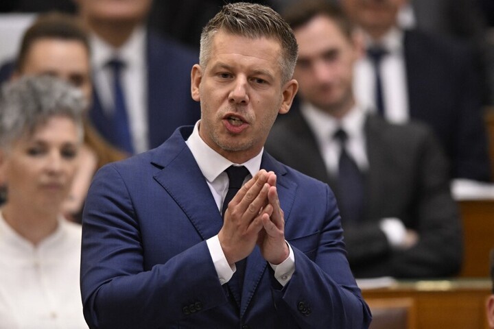 „Amíg Pócs János a megújult Fidesz arca, addig könnyű dolgunk lesz”
