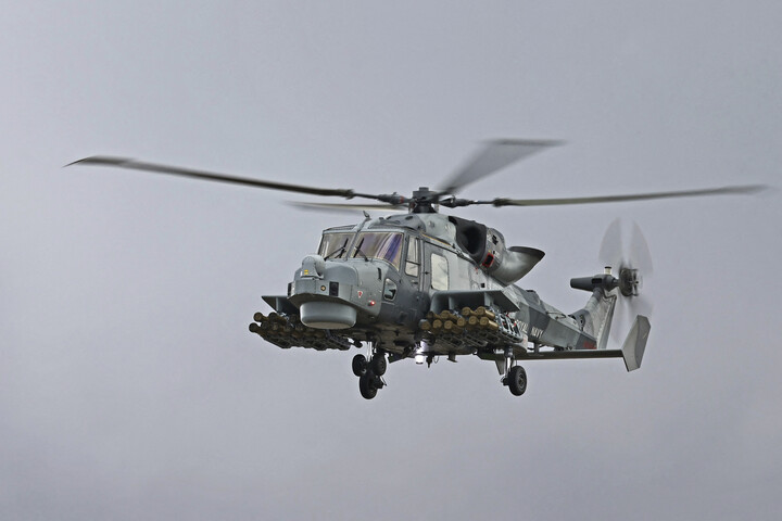 Lezuhant a brit haditengerészet egyik helikoptere, hárman meghaltak