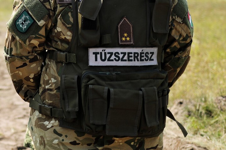 Fotó: MH-archív/Hegedüs Róbert Elszállították a Tornyiszentmiklós és Dobri között talált robbanóeszközöket