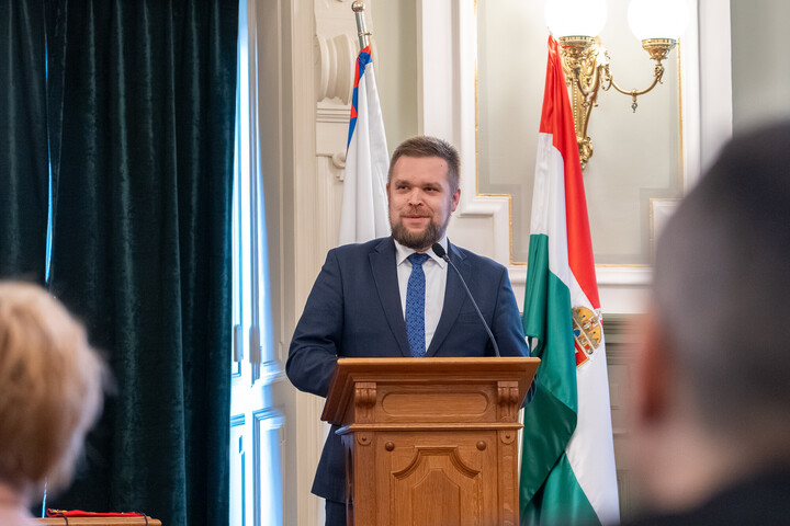 A Győr-Szol Zrt. is szerződött az óbudai korrupciós ügy céghálójával