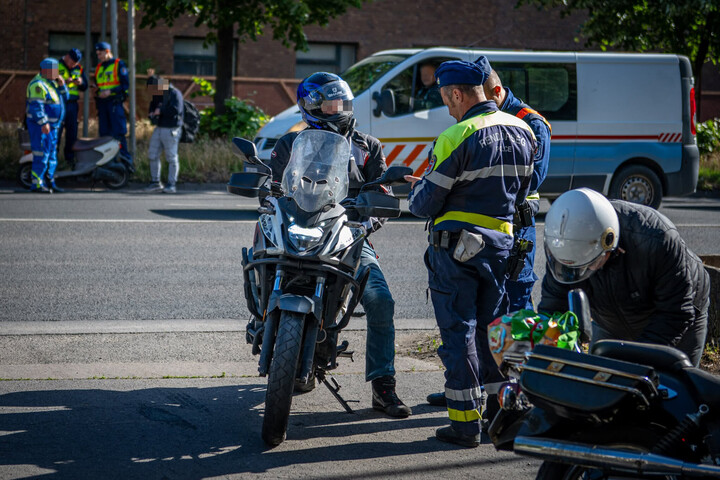 Rendőröknek hajtott egy autós a Budai Várnegyedben