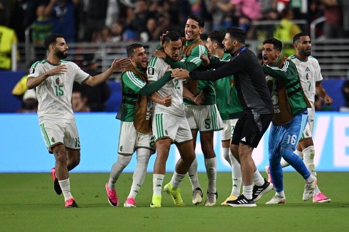 Fotó: Tayfun Coskun / ANADOLU / Anadolu via AFP A győri Benbuali is betalált: Jordánia-Algéria 1-2