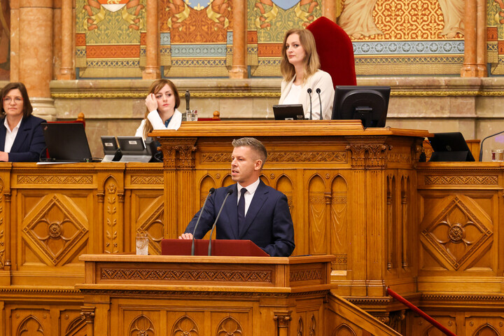 Fotó: MH/Radics Lajos Magyar Péter: Ma elindítjuk a Tisztítótűz Műveletet