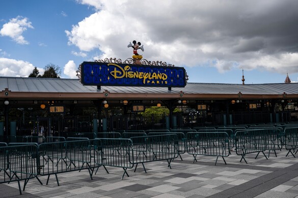 A hőség miatt a párizsi Disneyland bezárt