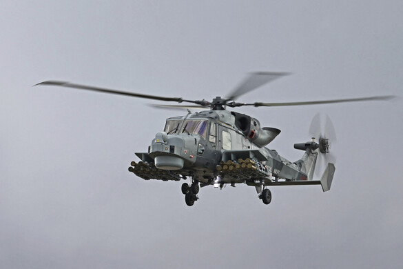 Lezuhant a brit haditengerészet egyik helikoptere, hárman meghaltak