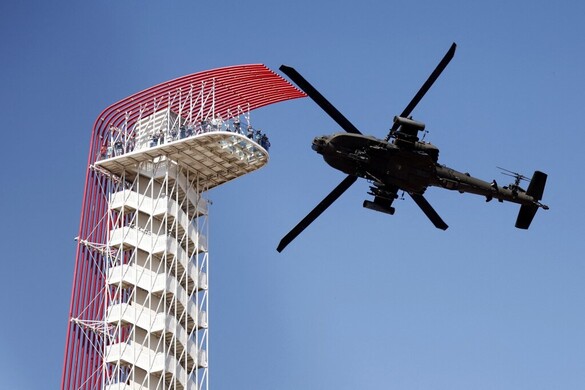 Lezuhant egy amerikai Apache típusú helikoptere a Hormuzi-sz