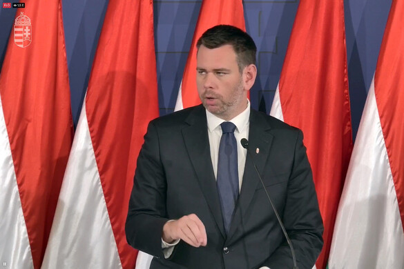 Vitézy Dávid: Hazahoznánk 700 milliárdot légkondicionált HÉV- és InterCity szerelvényekre