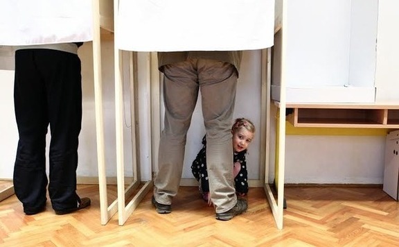 Fotó: MH Több mint 17 ezer mandátumról döntenek a választók